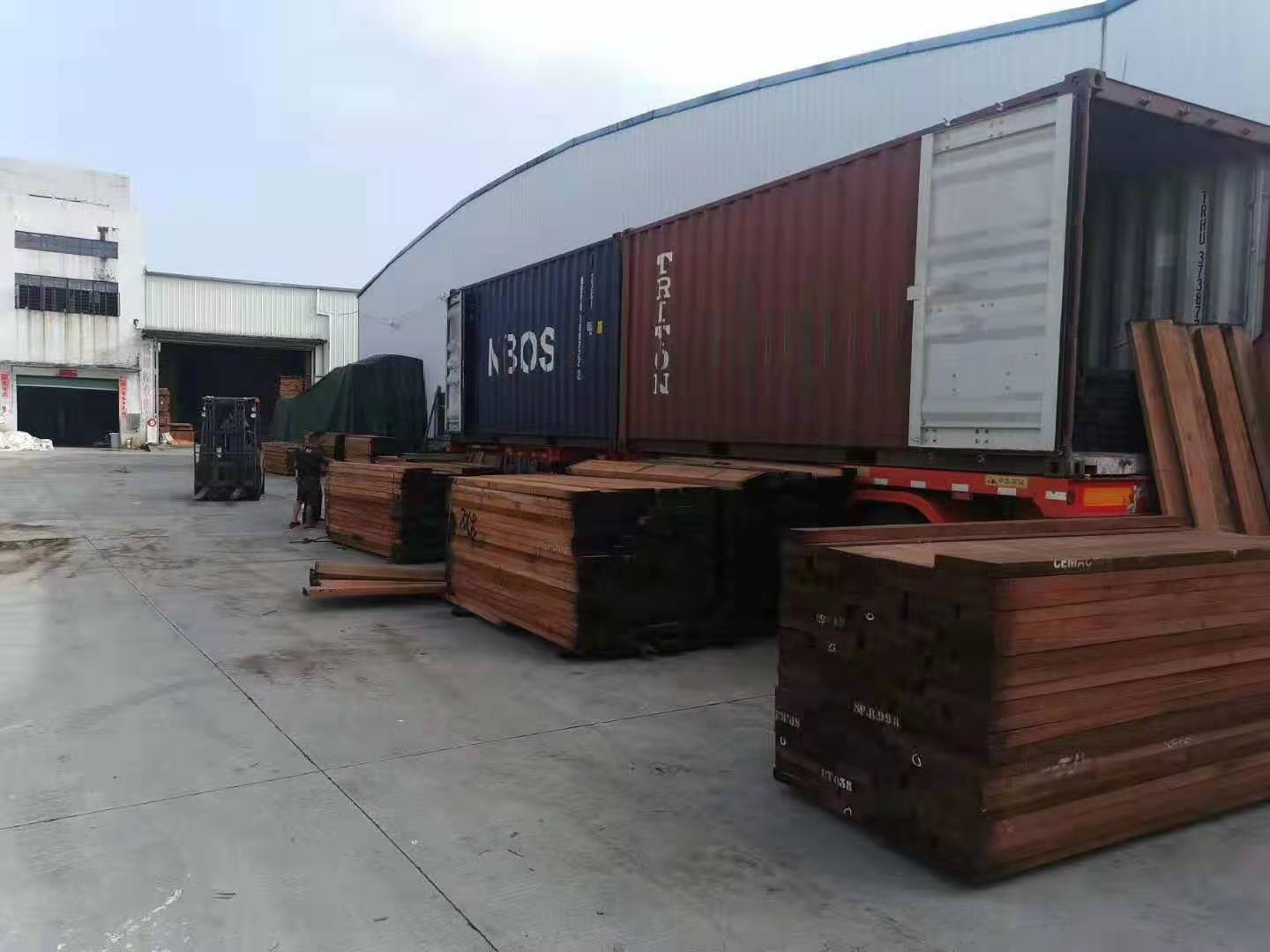 今日貨訊，剛果進(jìn)口沙比利，胡桃木長(zhǎng)料到貨。